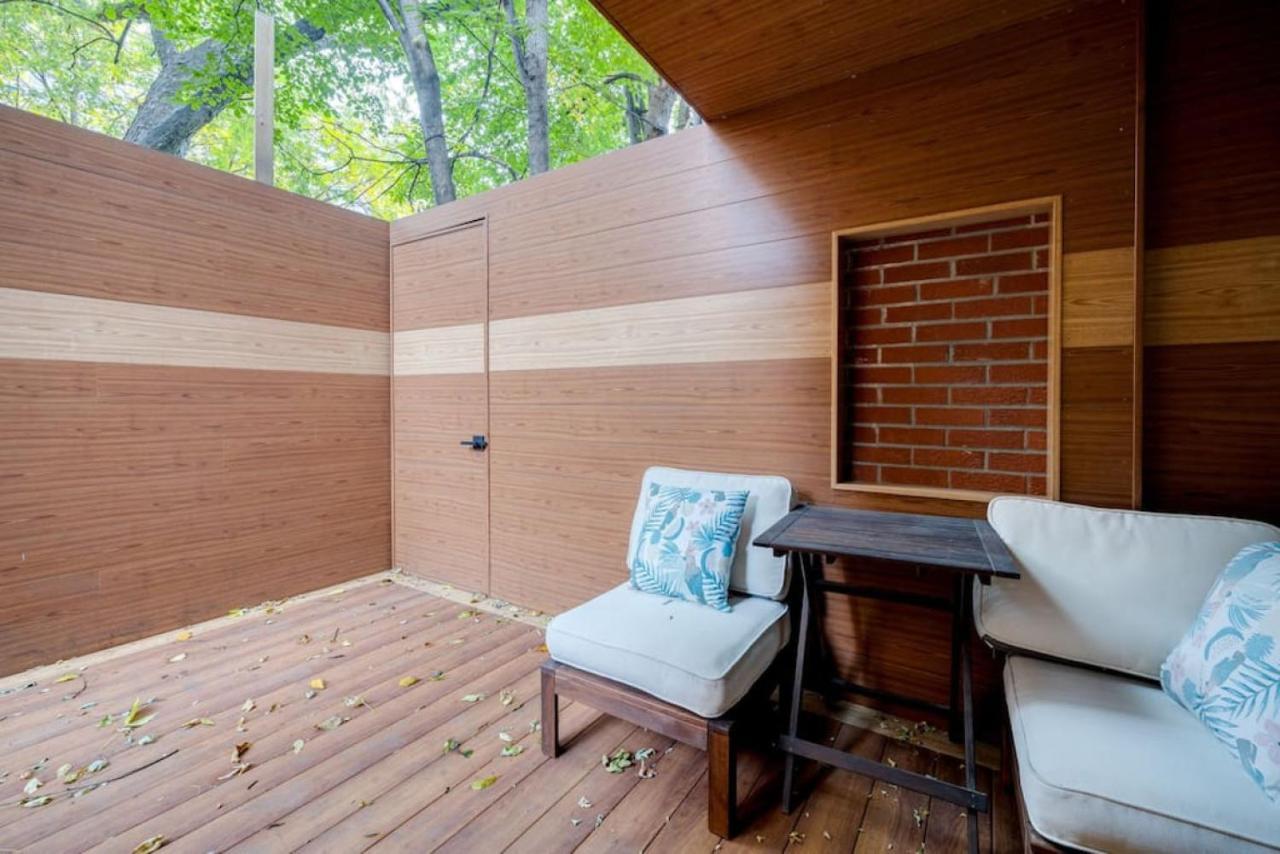Prime Location 2Br With Kingbed In Vibrant Toronto Villa Exterior photo