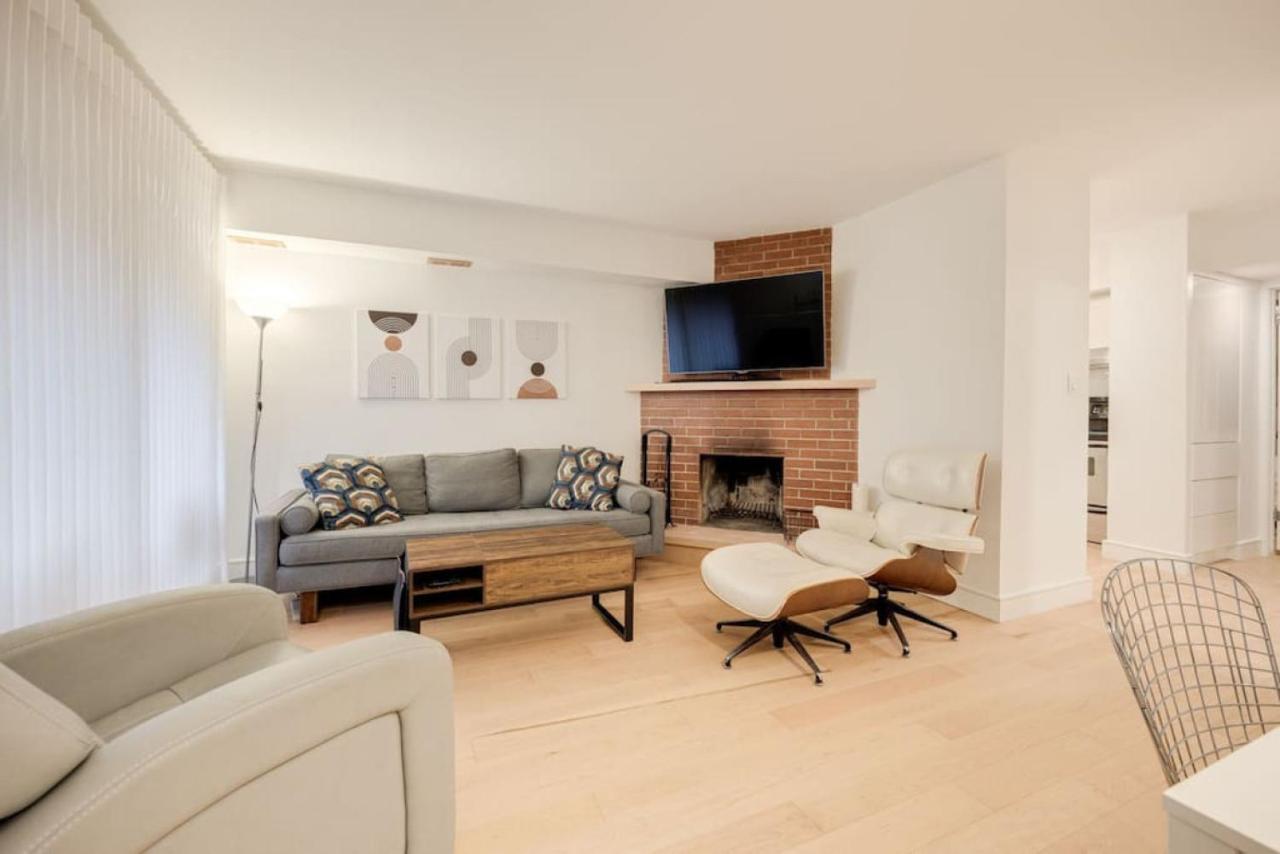 Prime Location 2Br With Kingbed In Vibrant Toronto Villa Exterior photo